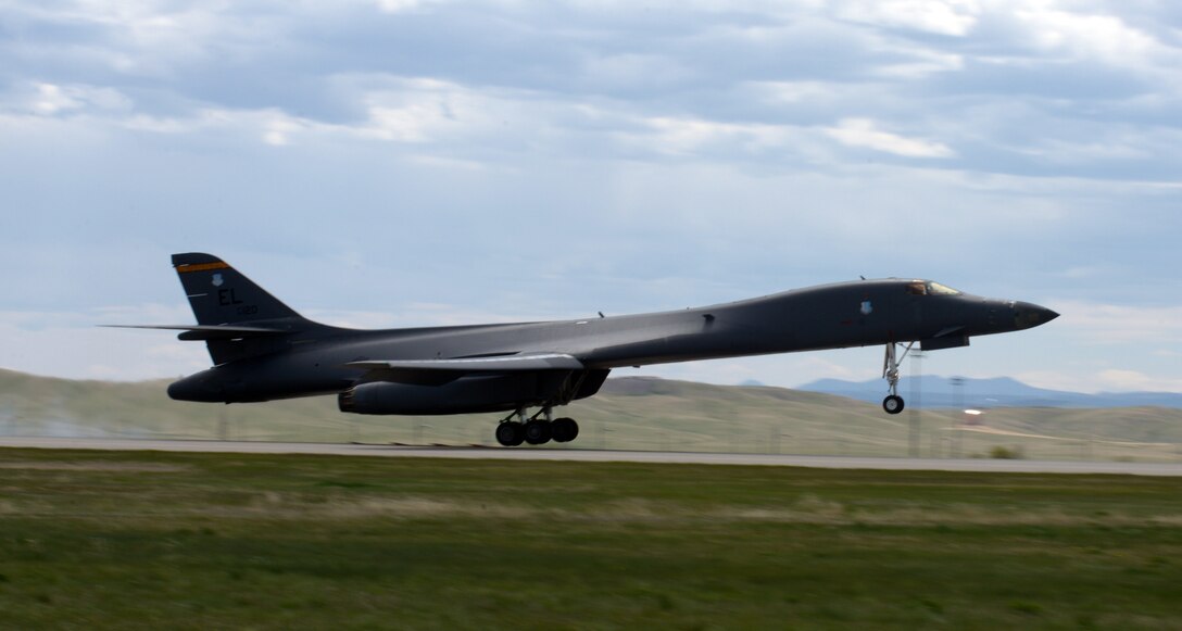 The 28th Bomb Wing’s first B-1 bomber upgraded with Sustainment Block-16 touches down at Ellsworth Air Force Base, S.D., May 2, 2016. The SB-16 is a combination of three upgrades: the Vertical Situation Display Upgrade, adding LCD multi-function displays; a Fully Integrated Data Link, providing the capability to integrate into the current Link-16 network; and a Central Integrated System Upgrade, identifying and troubleshooting B-1 system irregularities more efficiently. (U.S. Air Force photo by Airman Donald Knechtel/Released)