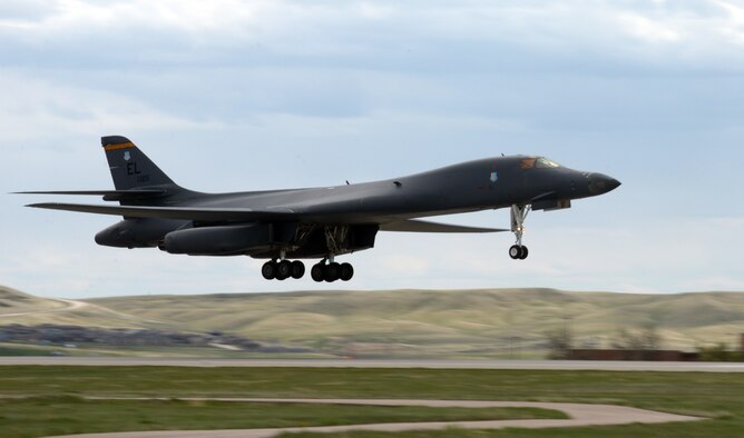 The 28th Bomb Wing’s first B-1B Lancer upgraded with Sustainment Block-16 touches down at Ellsworth Air Force Base, S.D., May 2, 2016. With the upgraded B-1’s return from Tinker AFB, Okla., Ellsworth Airmen will be able to put their training from the IBS-updated sim to the test. (U.S. Air Force photo/Airman Donald Knechtel)