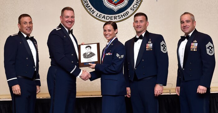 (U,S. Air Force Photo/Airman Megan Munoz)