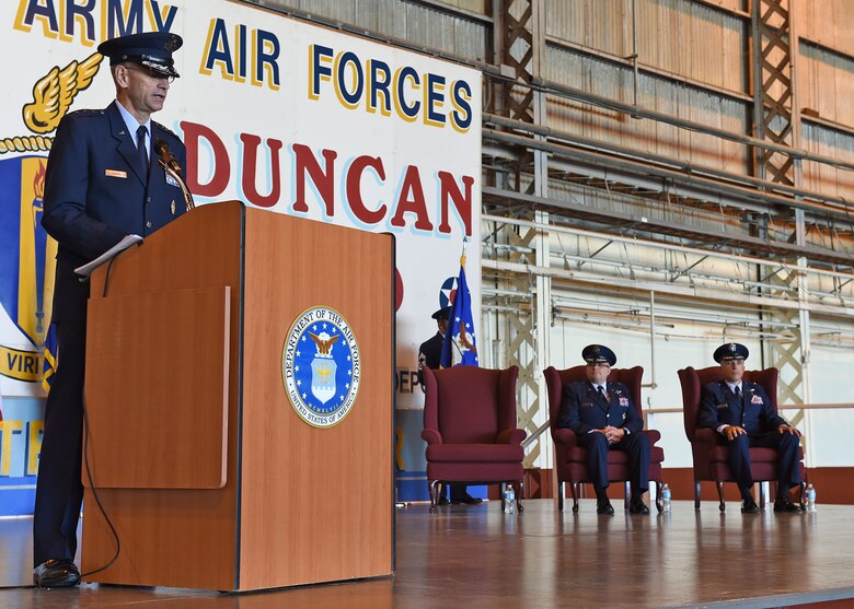 Lt. Gen. Mark A. Ediger, Surgeon General of the Air Force, speaks to members of the military medical community during the May 6 Air Force Medical Operations Agency change-of-command ceremony at nearby Port San Antonio. (U.S. Air Force photo / Tech. Sgt. Christopher Carwile.)
