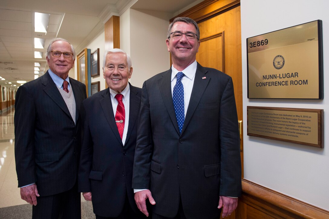 Defense Secretary Ash Carter, right, stands former U.S. Sens. Sam Nunn of Georgia, left, and Richard Lugar of Indiana after a ceremony commemorating the 25th Anniversary of the Nunn-Lugar Cooperative Threat Reduction Program at the Pentagon, May 9, 2016. DoD photo by Air Force Senior Master Sgt. Adrian Cadiz