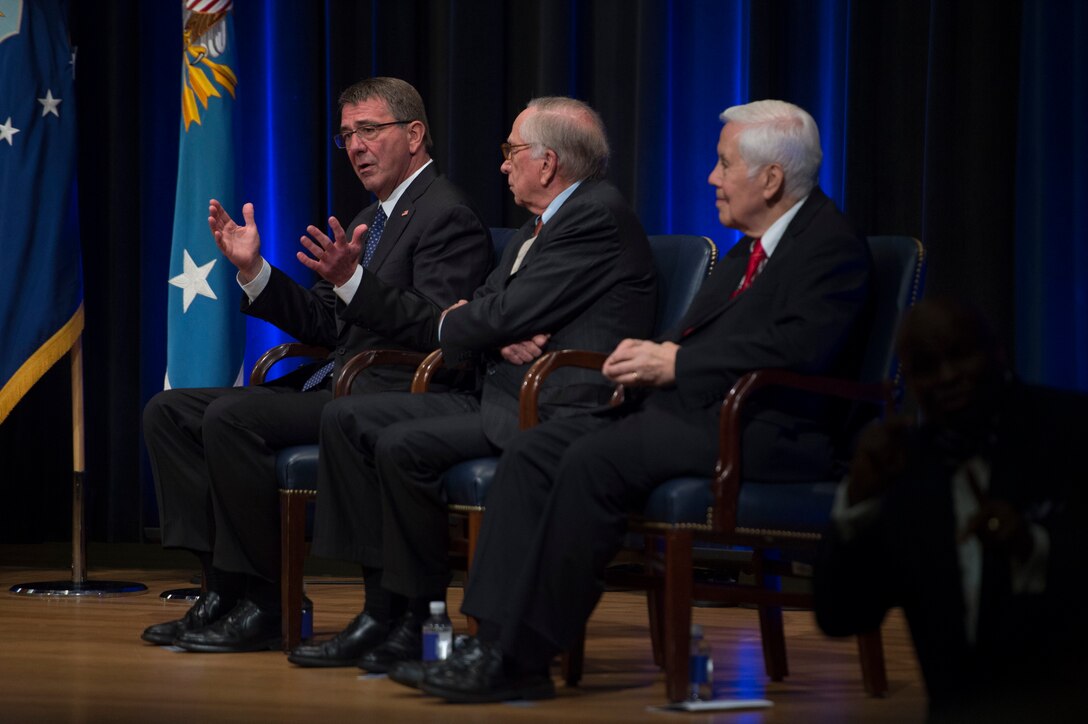 Defense Secretary Ash Carter, left, provides remarks as former Sens. Sam Nunn of Georgia, center, and Richard Lugar of Indiana look on during a ceremony commemorating the 25th Anniversary of the Nunn-Lugar Cooperative Threat Reduction Program at the Pentagon, May 9, 2016. DoD photo by Senior Master Sgt. Adrian Cadiz