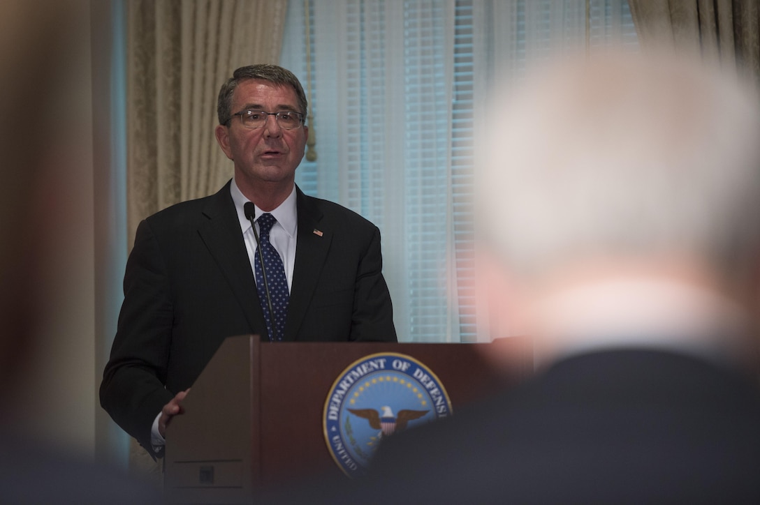 Defense Secretary Ash Carter speaks at an award ceremony honoring former Secretary of State Henry A. Kissinger at the Pentagon, May 9, 2016. DoD photo by Air Force Senior Master Sgt. Adrian Cadiz