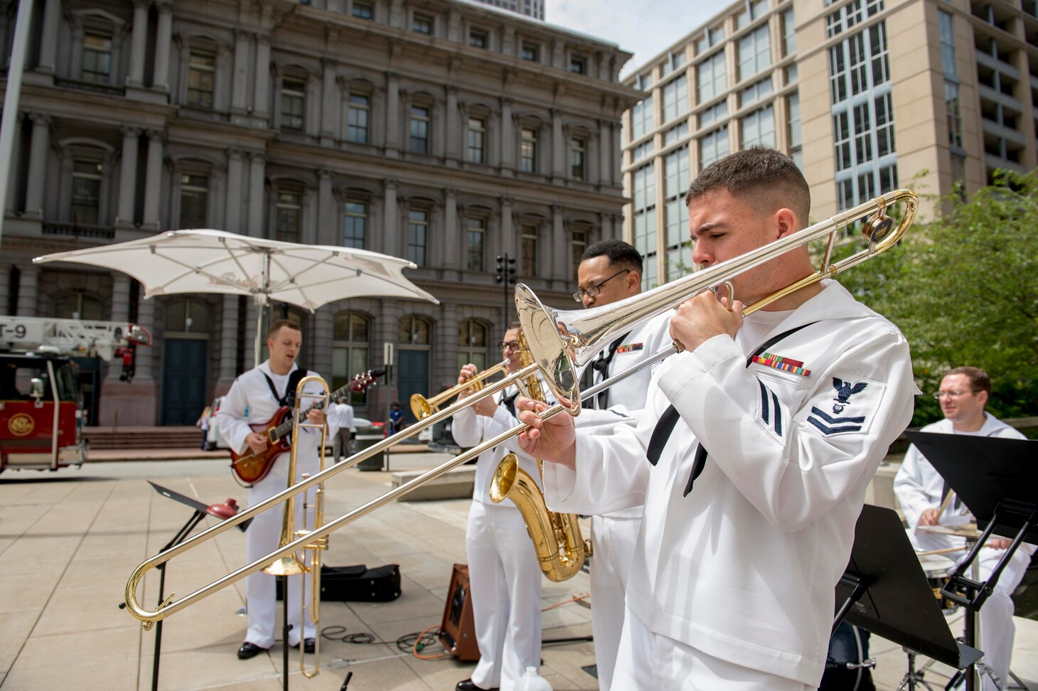 America's Navy Comes Home to Des Moines > United States Navy > News Display