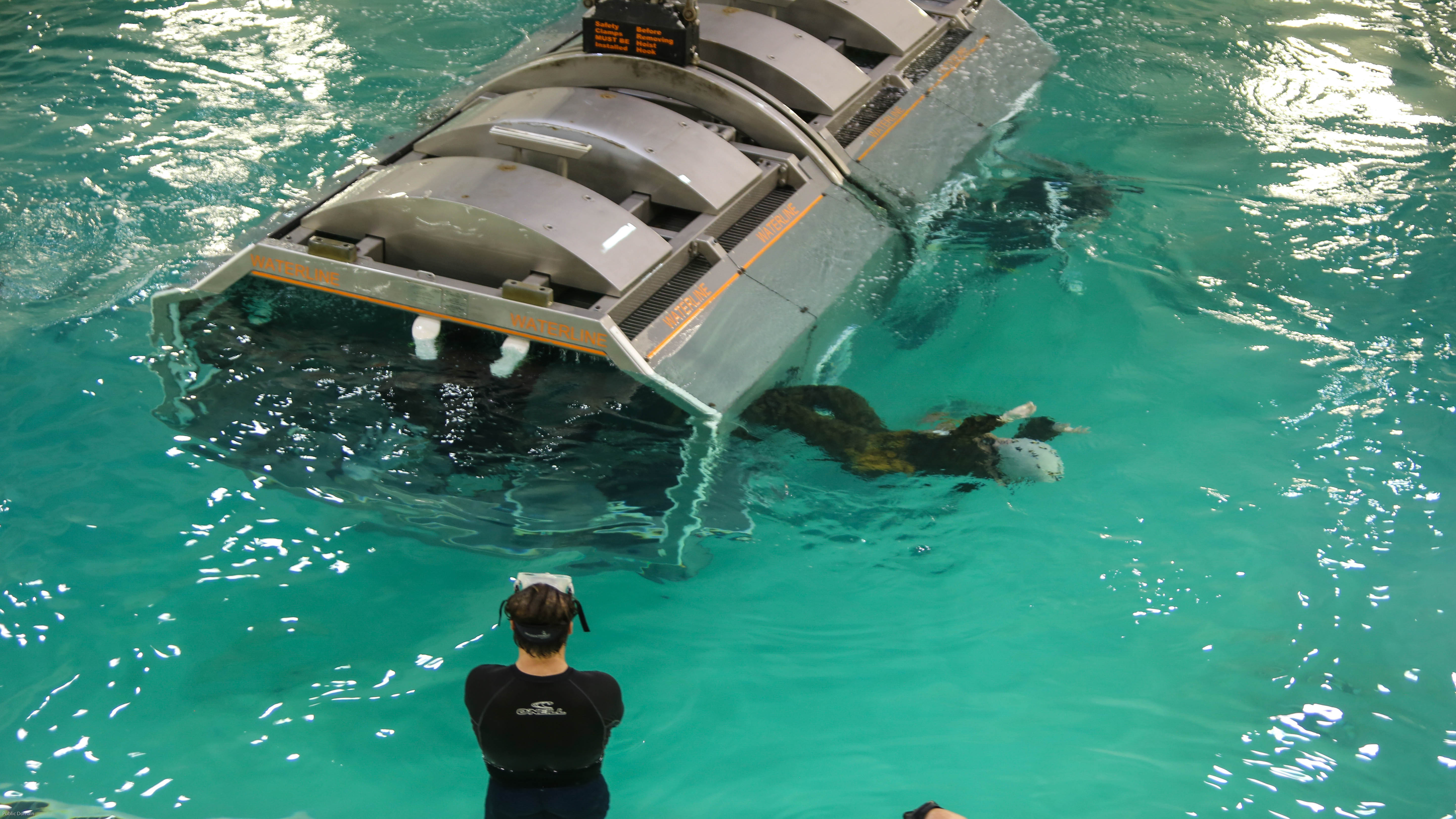 Underwater Egress Training > United States Marine Corps Flagship > News Display5760 x 3240