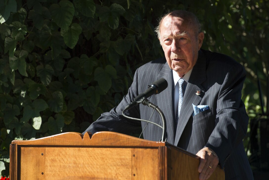 Former Secretary of State George P. Shultz delivers remarks after Secretary of Defense Ash Carter presented him with the Innovators in Defense, Enterprise, Academia and Science award during a ceremony at the Lou Henry Hoover House in Stanford, Calif., May 11, 2016. DoD photo by Air Force Senior Master Sgt. Adrian Cadiz