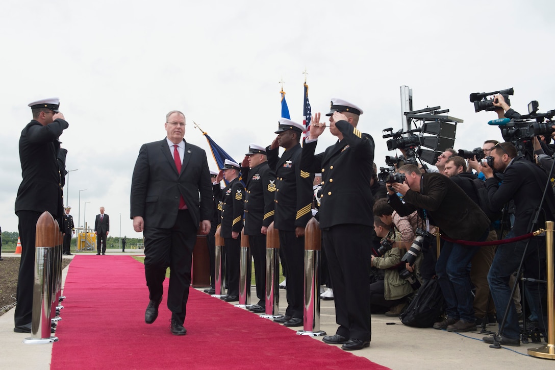 Deputy Defense Secretary Bob Work arrives at the Aegis Ashore Inauguration Ceremony in Deveselu, Romania, May 12, 2016. DoD photo by Navy Petty Officer 1st Class Tim D. Godbee