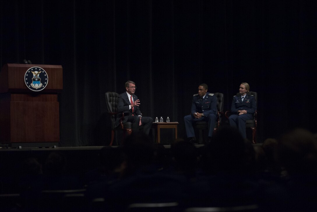 Defense Secretary Ash Carter answers questions posed by U.S. Air Force Academy cadets during a campus visit in Colorado Springs, Colo., May 12, 2016. DoD photo by Air Force Senior Master Sgt. Adrian Cadiz