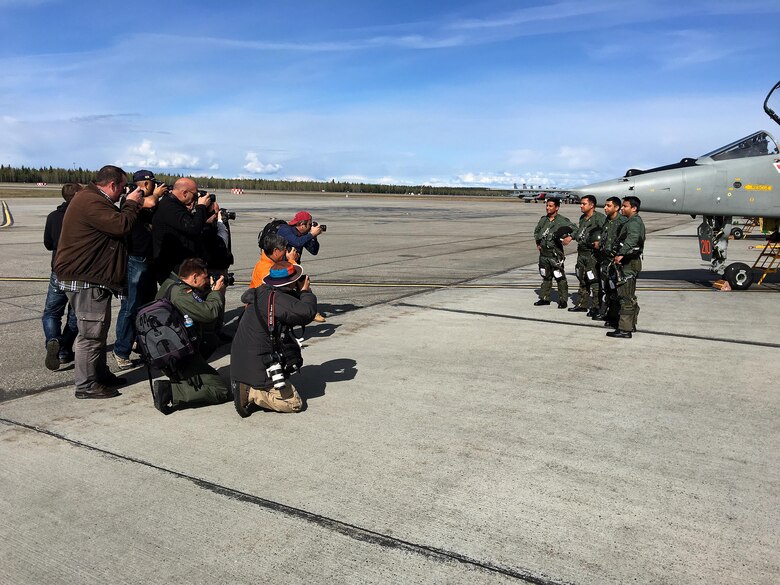 A media pool captures images of pilots assigned to the Indian Air Force, here, May 4, 2016. (U.S. Air Force photo by Tech. Sgt. Steven R. Doty)