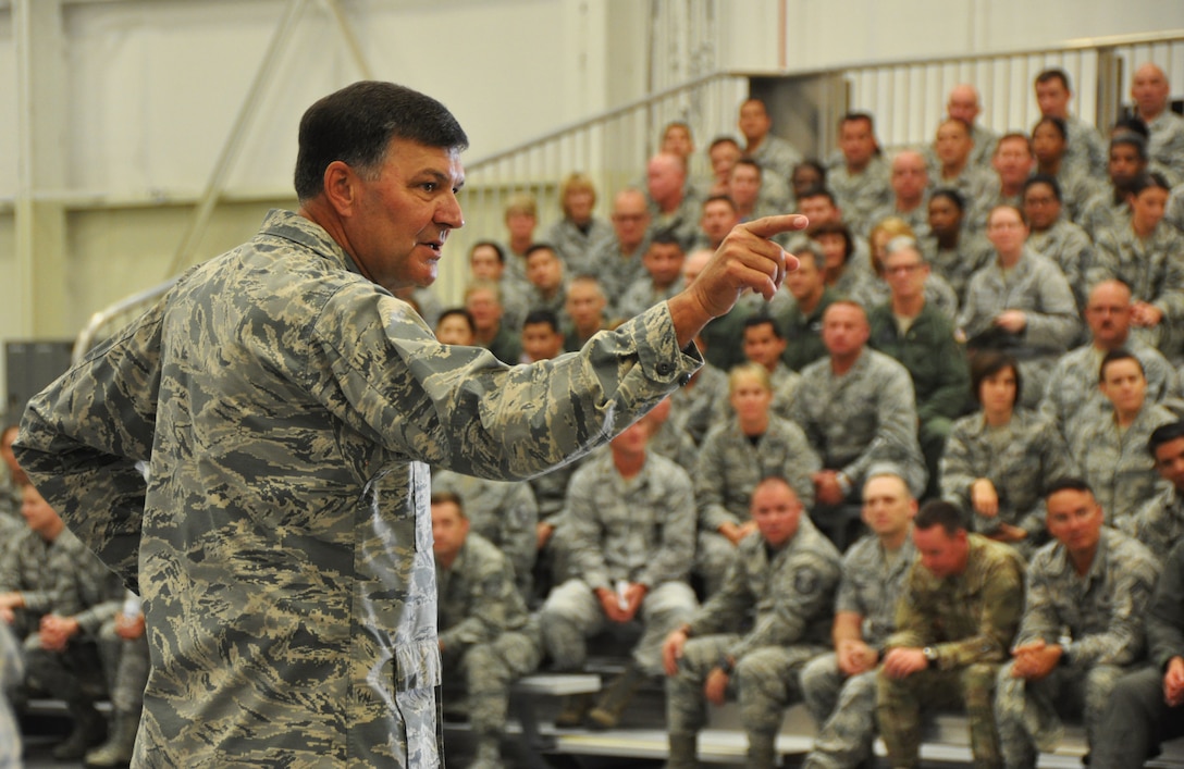 Lt. Gen. Brad Heithold, Air Force Special Operations Command commander, speaks to 919th Special Operations Wing Airmen in a hangar at Duke Field, Fla. May 8, 2016. During his final visit to Duke, Heithold thanked the Citizen Air Commandos for their service to the AFSOC mission and delivered remarks on servant leadership and a healthy work-life balance. (U.S. Air Force photo/Dan
Neely)
