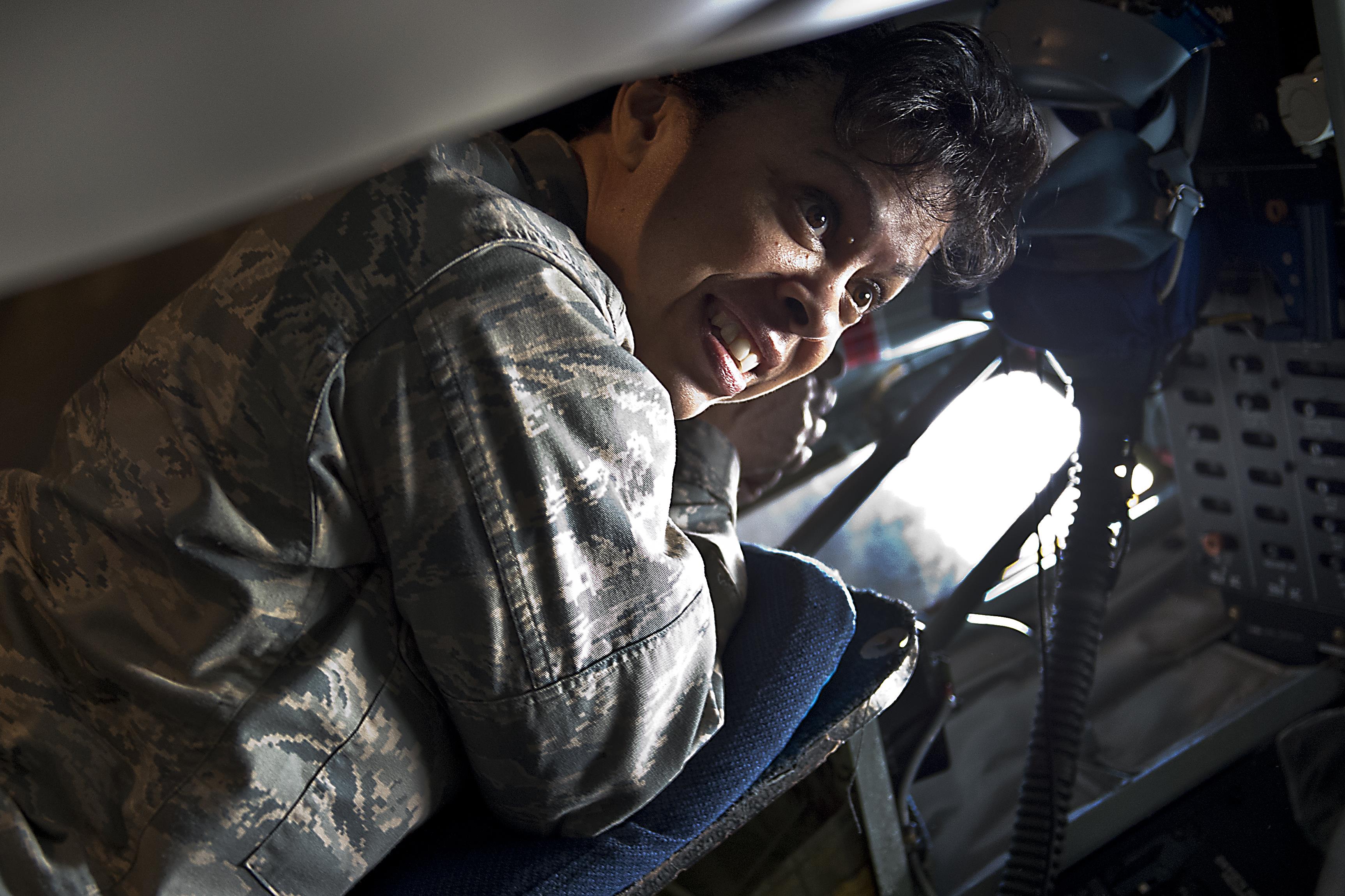 Gen. Harris Visits Grissom, Meets 434th Airmen > Grissom Air.