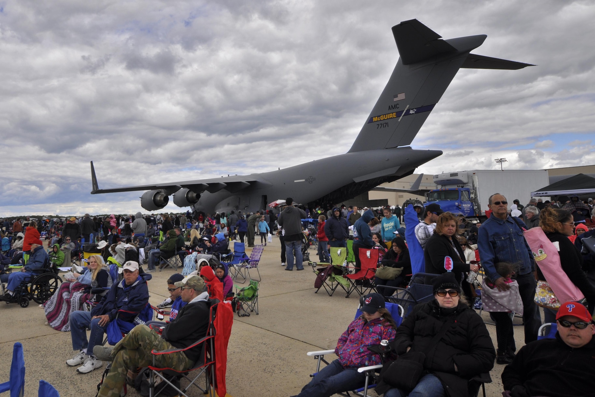 The crowd total swelled to 375 thousand for the weekend Power in the Pines 2016 air show featuring the Thunderbirds, the Air Force's aerial demonstration team. 