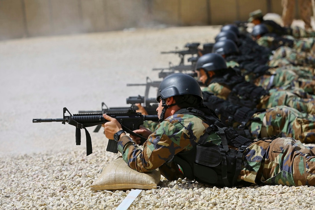 Members of the Jordanian Armed Forces participate in a live fire range during Exercise Eager Lion 16 at King Abdullah II Special Operations Training Center, Kingdom of Jordan on May 17, 2016. Eager Lion 16 is a US military bi-lateral exercise with the Hashemite Kingdom of Jordan designed to strengthen relationships and interoperability between partner nations. (U.S. Marine Corps photo by Cpl. Lauren Falk 5th MEB COMCAM/Released)