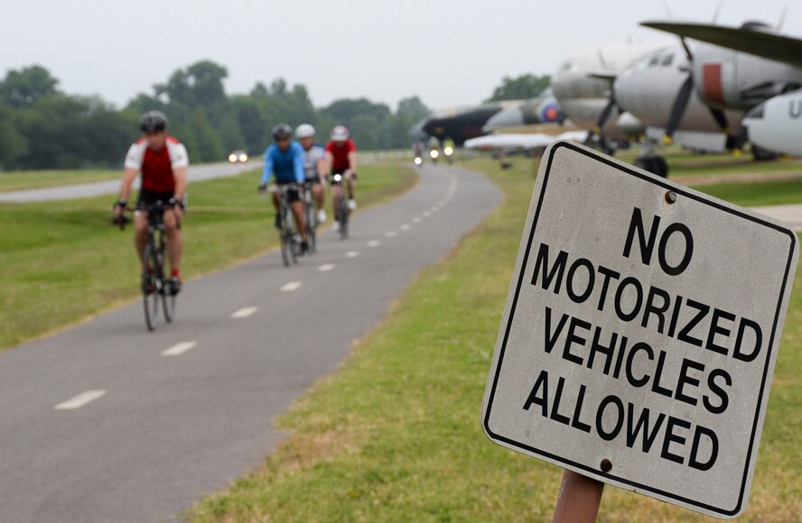 Members of Team Barksdale participate in a National Bike to Work Week bike ride at Barksdale Air Force Base, La., May 17, 2016. May is National Bike Month. While this year’s National Bike to Work Week is May 16-20, National Bike to Work Day is May 20. (U.S. Air Force photo/Senior Airman Amanda Morris)