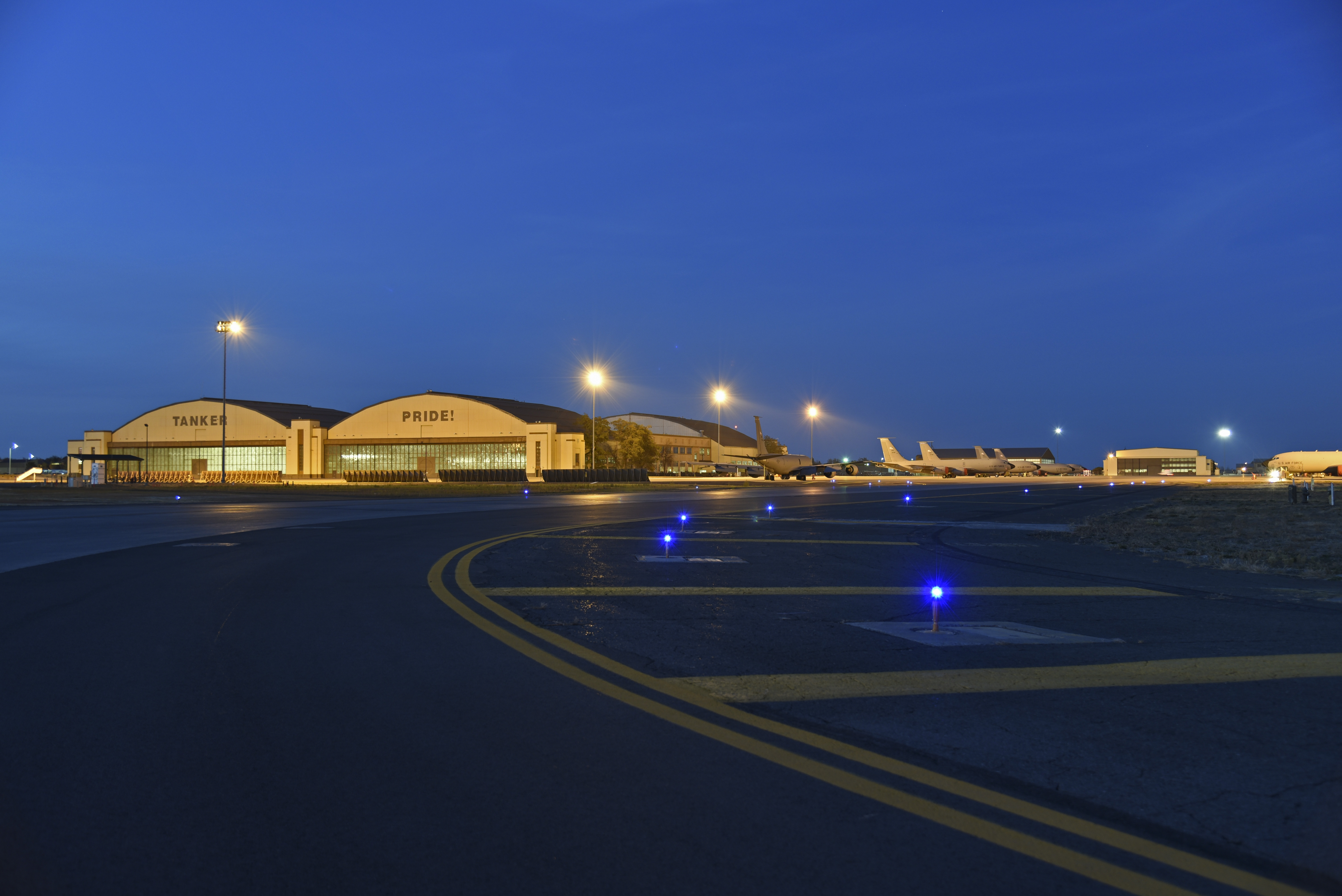 Building 2050; the present > Fairchild Air Force Base > Display