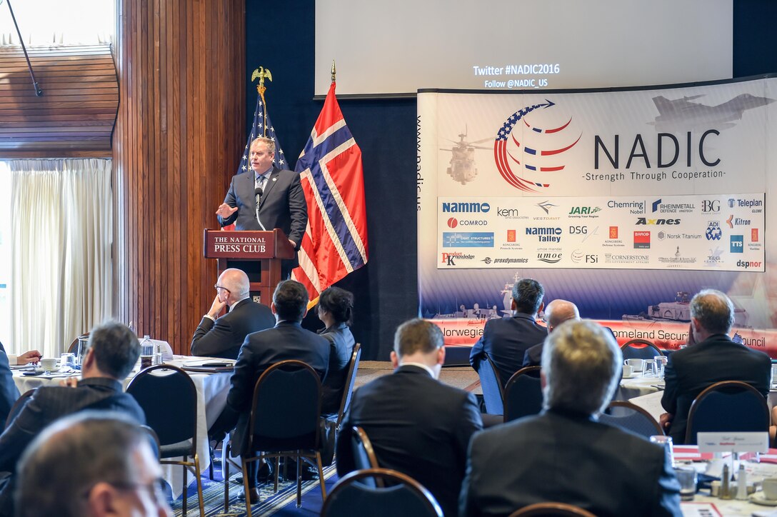 Deputy Defense Secretary Bob Work speaks at the Norwegian-American Defense Industry/Homeland Security Council's fourth annual Norwegian-American Defense Conference at the National Press Club in Washington, D.C., May 19, 2016. DoD photo by Army Sgt. 1st Class Clydell Kinchen