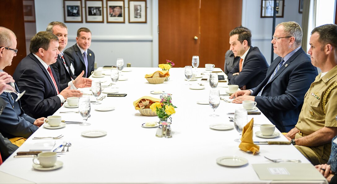 Deputy Defense Secretary Bob Work meets with his Norwegian counterpart at the fourth Annual Norwegian-American Defense Conference at the National Press Club in Washington, D.C., May 19, 2016. DoD photo by Army Sgt. 1st Class Clydell Kinchen