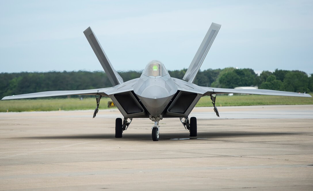An F-22 Raptor prepares for takeoff at Langley Air Force Base, Va., May 19, 2016. After four months of preparation and training, the aircraft and Service members from the 1st and 192nd Fighter Wings travelled to participate in their capstone training exercises, Red Flag-Alaska 16-2 and Distant Frontier.
(U.S. Air Force photo by Senior Airman Kayla Newman)

