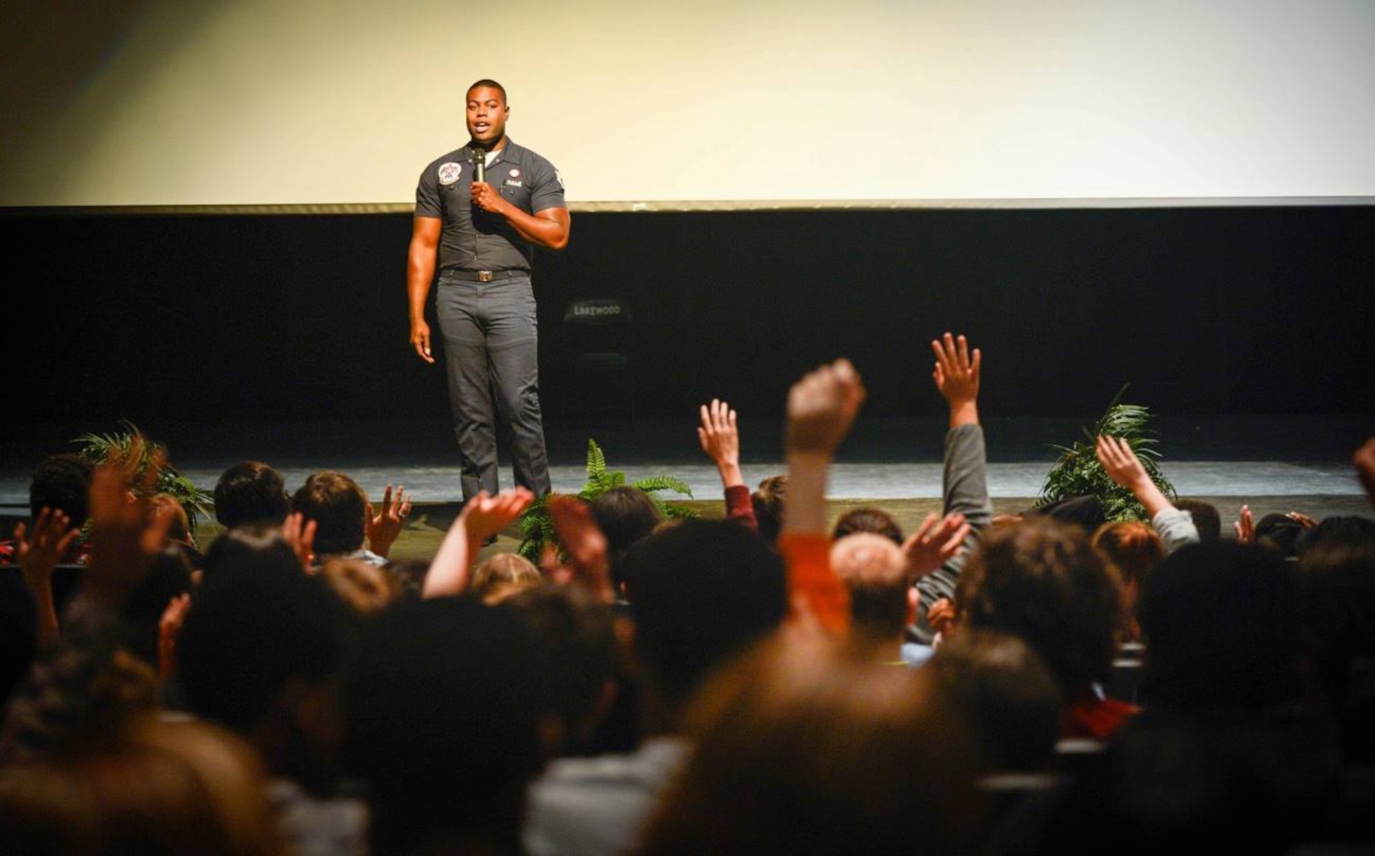 U.S. Air Force Staff Sgt. Dwayne Pritchett, U.S. Air Force Demonstration Squadron personnelist, speaks with students during a school visit at Lakewood High School, Sumter, S.C., May 20, 2016. Pritchett and other Thunderbirds team members spoke to students about their career fields and what it is like being part of the team. 