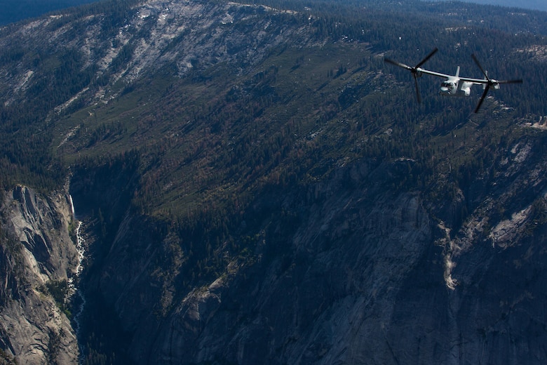 Marines with Marine Medium Tiltrotor Squadron (VMM) 161 “Greyhawks,” fly over Yosemite National Forest, Calif., May 19. Lt. Col. Andreas Lavato, commanding officer of VMM-161, conducted his last flight with the squadron prior to his change of command May 26. (U.S. Marine Corps photo by Sgt. Lillian Stephens/Released)
