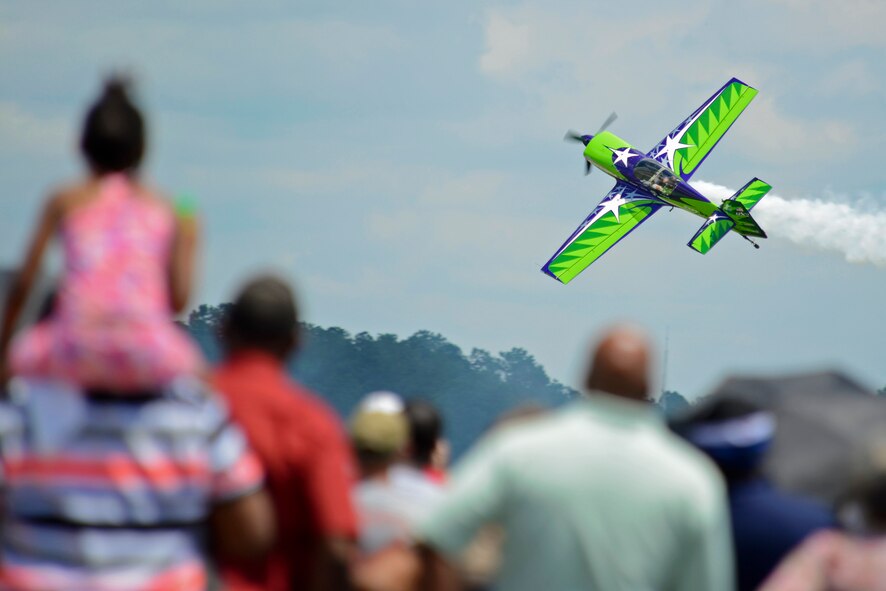 Gary Ward an aerial demonstration pilot, performs a low-flying routine for audience members during the 2016 Shaw Air Expo and open house, “Thunder over the Midlands,” at Shaw Air Force Base, S.C., May 21. Ward flew an MX2, which is capable of zero speed hovers and dives in excess of 250 miles per hour. (U.S. Air Force photo by Airman 1st Class Christopher Maldonado)