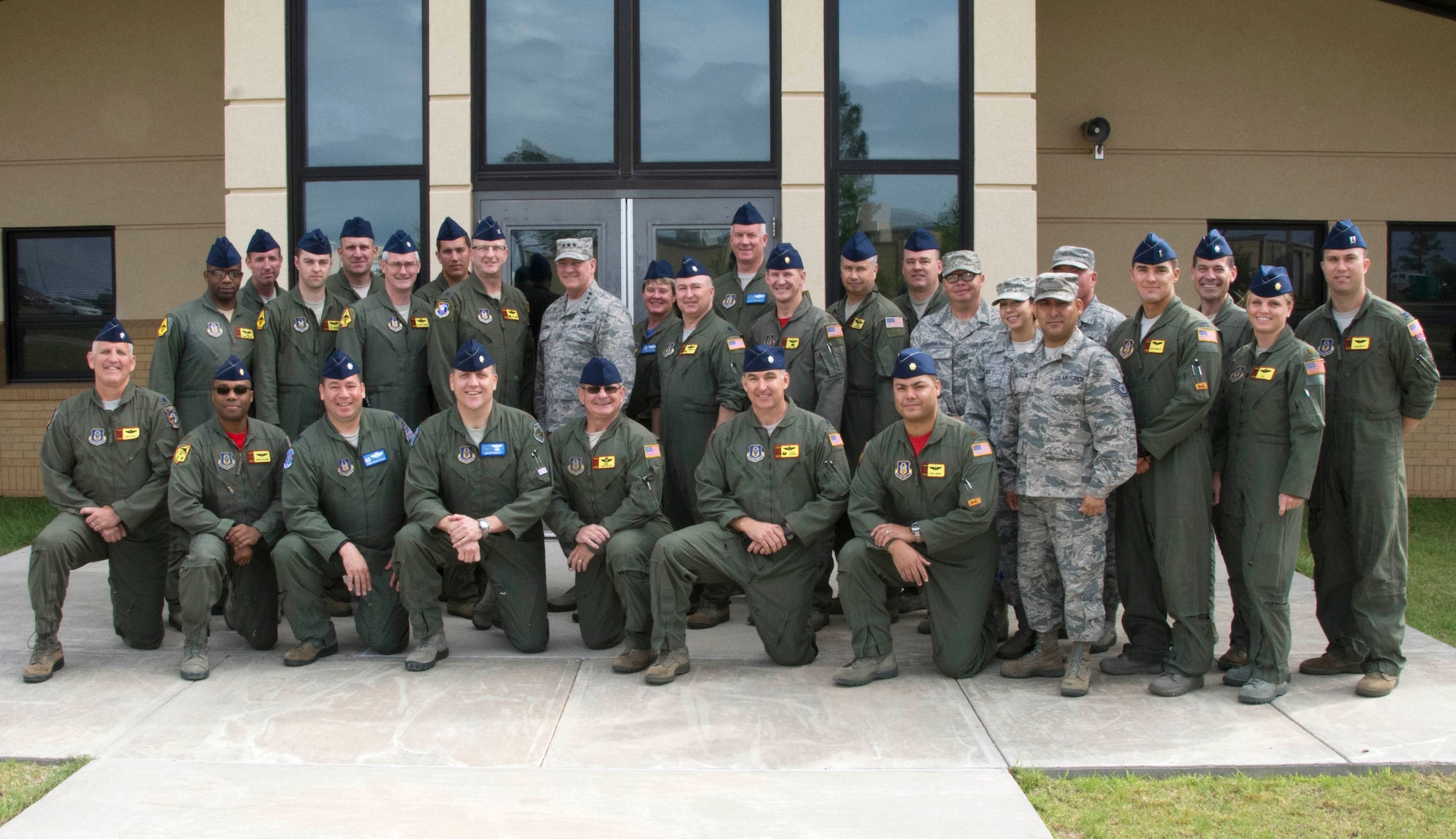 Lt. Gen. James “JJ” Jackson, Chief of Air Force Reserve and Commander, Air Force Reserve Command, poses with members of the 507th Operations Group May 14, 2016, at Tinker Air Force Base, Okla. (U.S. Air Force Photo/Tech. Sgt. Lauren Gleason) 