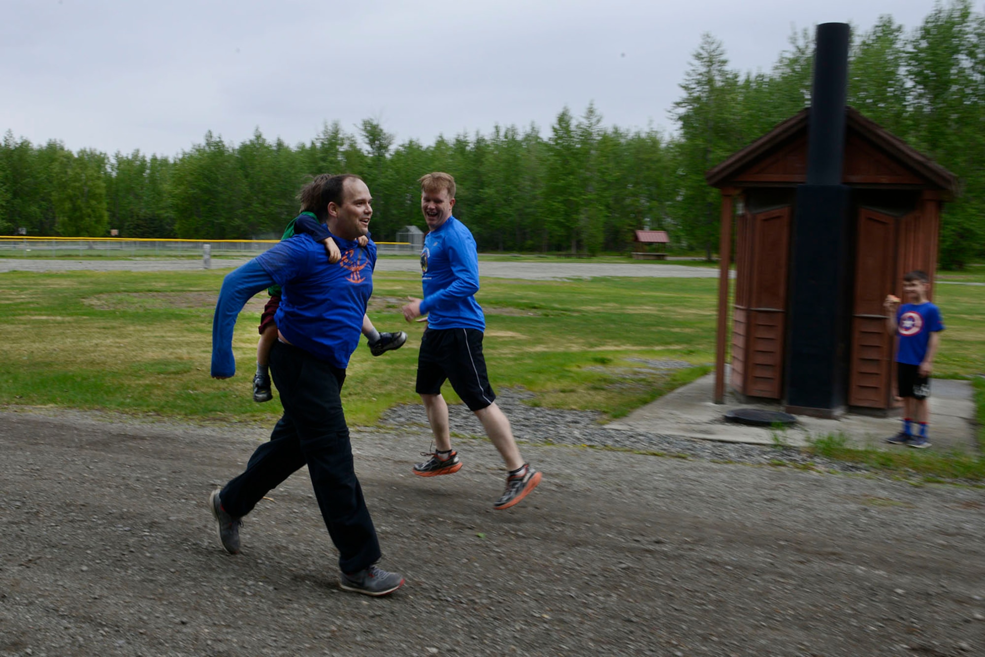 Air transportation Airmen from Joint Base Elmendorf-Richardson participate in a Port Dawg Memorial 5k run May 20, 2016. The run was part of a coordinated event with other air transportation units around the world to honor ‘port dawg’ Airmen who passed away in 2016. (U.S. Air Force photo by Airman 1st Class Valerie Monroy)