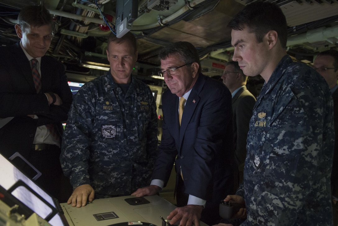 Defense Secretary Ash Carter explores the capabilities of the USS New Mexico during a visit to Naval Submarine Base New London, Conn., May 24, 2016. DoD photo by Air Force Senior Master Sgt. Adrian Cadiz