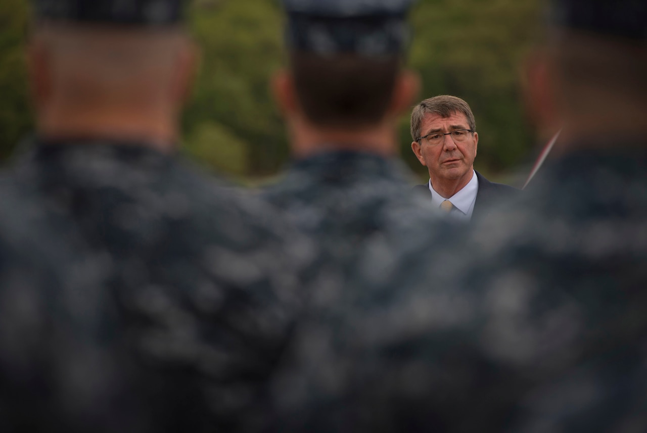 Defense Secretary Ash Carter speaks to sailors during at Naval Submarine Base New London in Groton, Conn., during a visit May 24, 2016. The secretary moved to the other end of the command spectrum today, speaking to mid-grade and senior officers attending the Naval War College in Newport, R.I. DoD photo by Air Force Senior Master Sgt. Adrian Cadiz