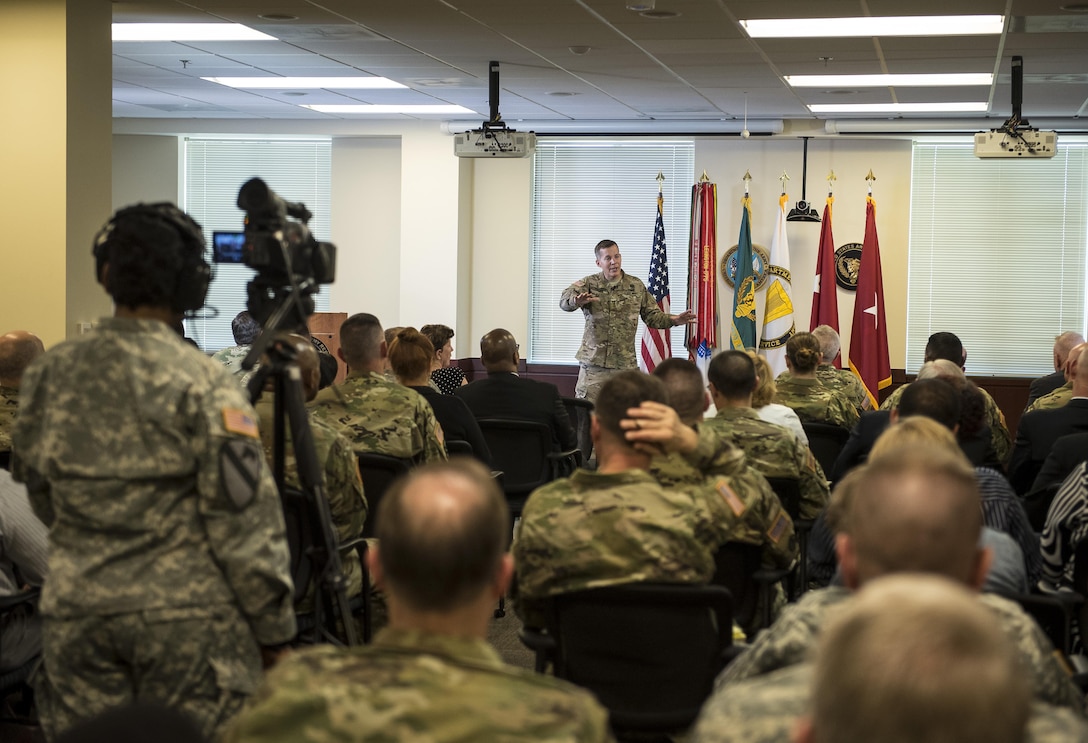 Lt. Gen. Jeffrey Talley, chief of the U.S. Army Reserve, conducts his final town hall meeting at Fort Belvoir, Virginia, which was broadcasted live across the internet for viewers to participate from around the world, May 24. During the meeting, Talley spoke on a variety of topics affecting the Army Reserve and answered questions from both the online and live audiences. (U.S. Army photo by Master Sgt. Michel Sauret)