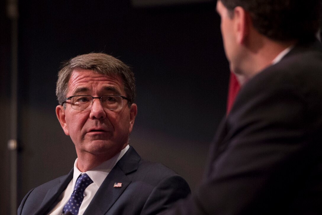 Defense Secretary Ash Carter participates in a moderated discussion with Phil Haun, dean of academics at the U.S. Naval War College, while visiting the campus in Newport, R.I., May 25, 2016. DoD photo by Air Force Senior Master Sgt. Adrian Cadiz