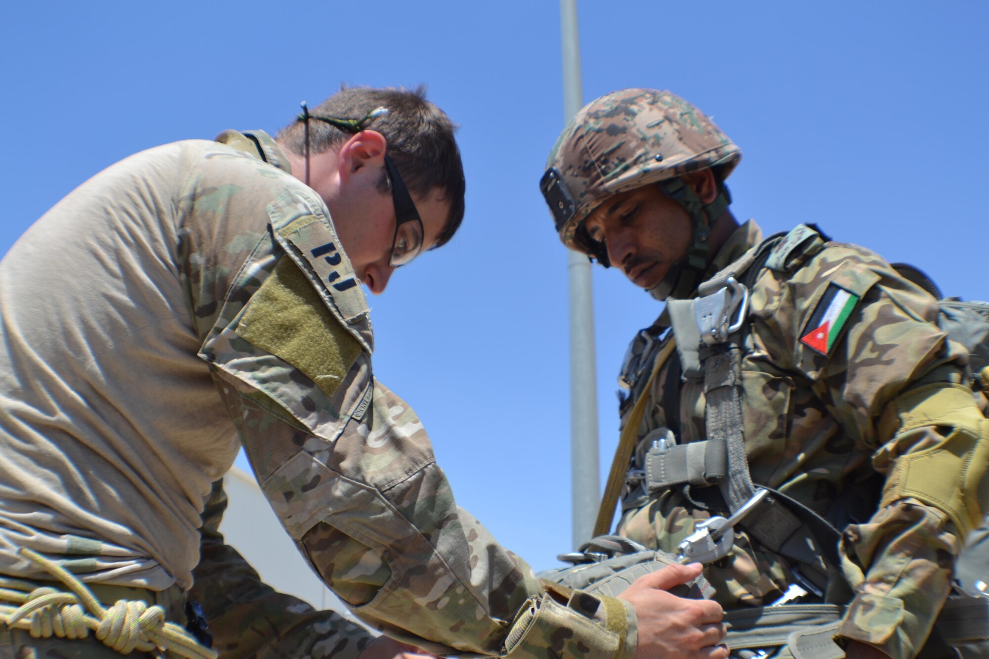 U.S. Air Force Special Tactics teams train with Jordanian special operations forces in personnel recovery techniques during Eager Lion 2016. This is one of the first times Special Tactics provided command and control of an exercise joint-task force, directing U.S. Army and Jordanian SOF teams in
 Air Force ground missions such as personnel recovery and precision strike. Exercise Eager Lion 2016 consisted of simulated real-world scenarios to facilitate a coordinated partnered military response to conventional and
 unconventional threats. The addition of this SOF asset enhances U.S. and Jordanian effectiveness and capability to respond to real-world crises and threats. (U.S. Army photo by Maj. Tiffany Collins/Released)
