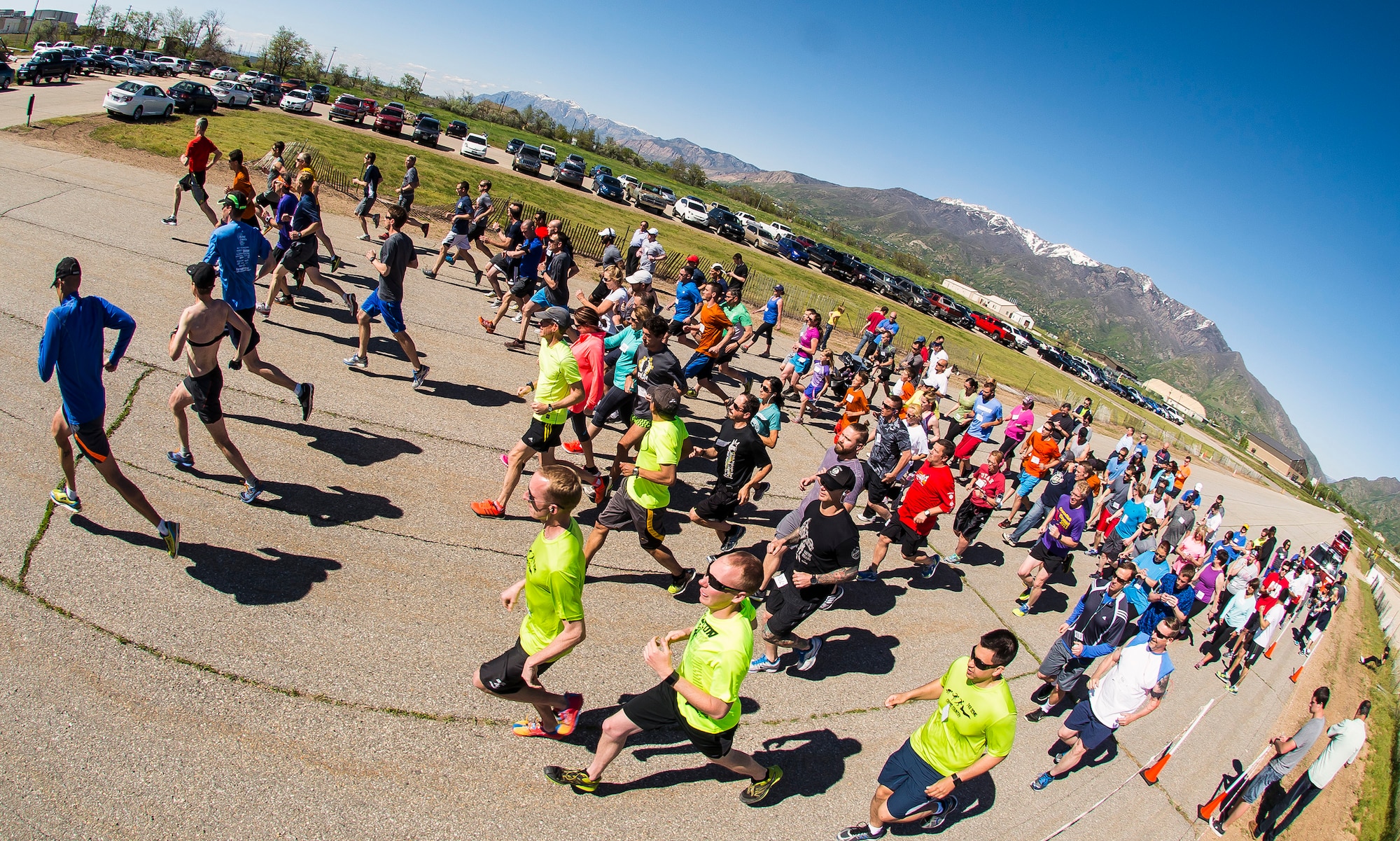 More than 120 runners start the ‘BORTA Reloaded’ race May 11 at Hill Air Force Base. The race, one of eight during the Hill AFB Spring Race Series, was the season’s sixth. (U.S. Air Force photo by Paul Holcomb)