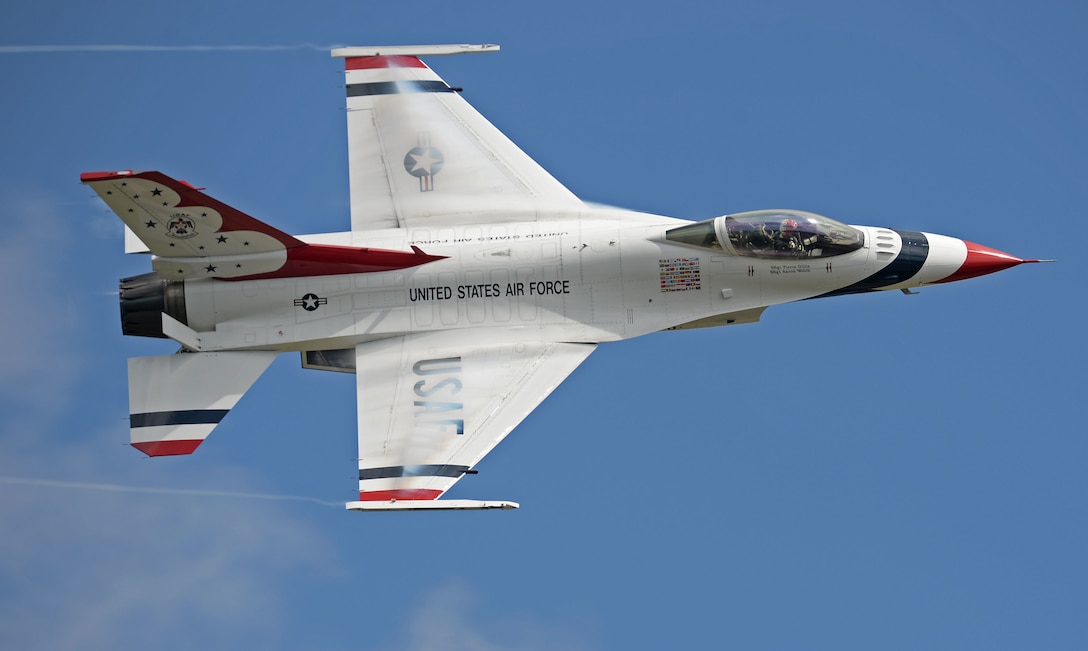 A member of the Thunderbirds performs an aerial demonstration at the 2016 Shaw Air Expo and open house, nicknamed "Thunder Over the Midlands," at Shaw Air Force Base, S.C., May 21, 2016.