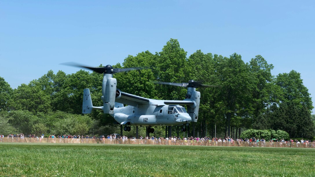 A U.S. Marine Corps MV-22 Osprey lands at Eisenhower Park during Military Day as part of Fleet Week in East Meadow, New York, May 28, 2016. The Marines and sailors are visiting to interact with the public, demonstrate capabilities and teach the people of New York about America’s sea services.