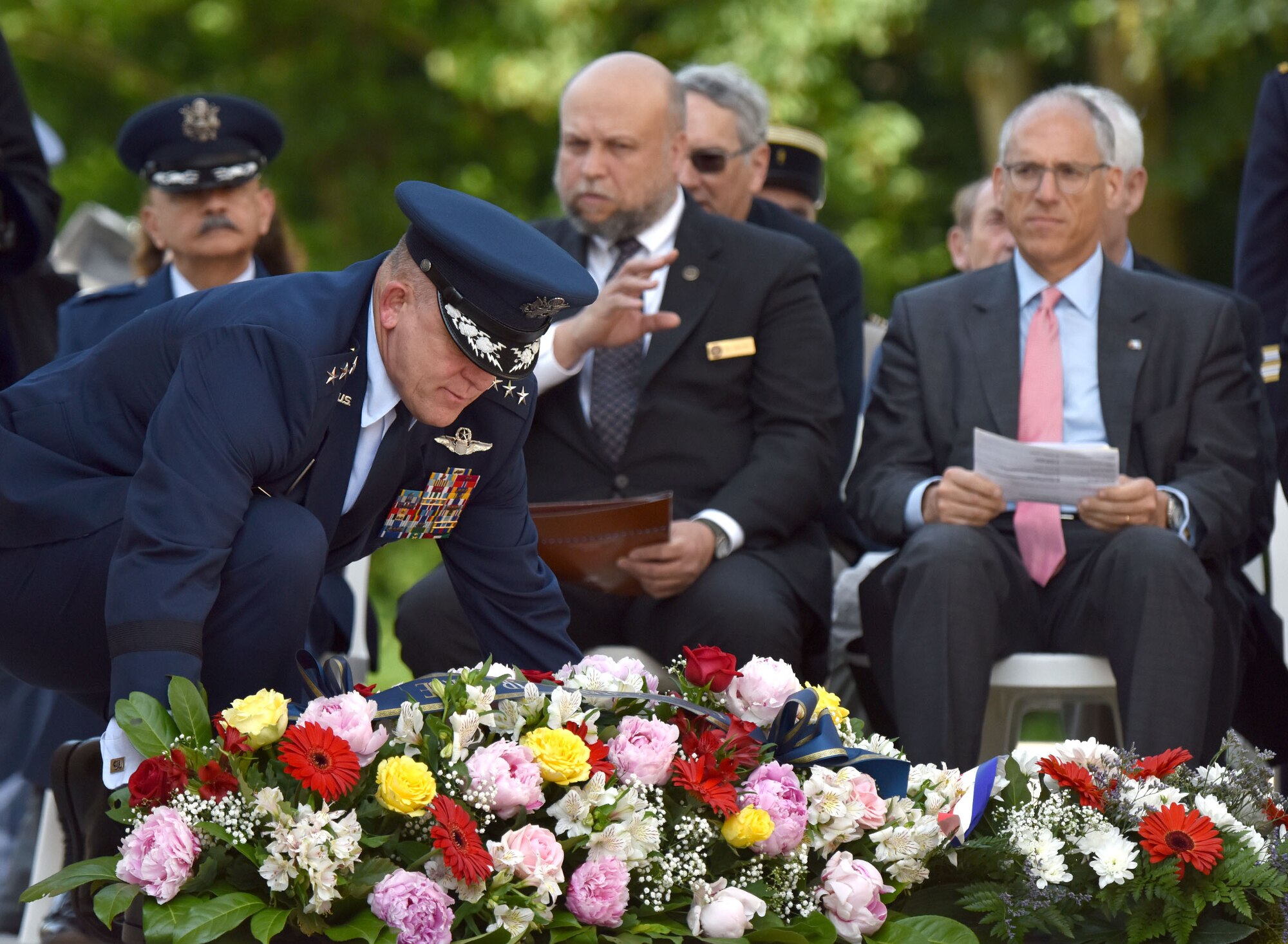 PARIS - U.S. Air Force Gen. Frank Gorenc, U.S. Air Forces in Europe-Air Forces Africa commander, lays a wreath a Memorial Day ceremony at the Lafayette Escadrille Memorial, in Marnes-la-Coquette, France, May 28, 2016.  The ceremony commemorated the shared sacrifices of French and American forces, and recognizing the enduring relationship the two countries have maintained for more than 240 years. (U.S. Air Force photo by Senior Master Sgt. Brian Bahret/Released) 