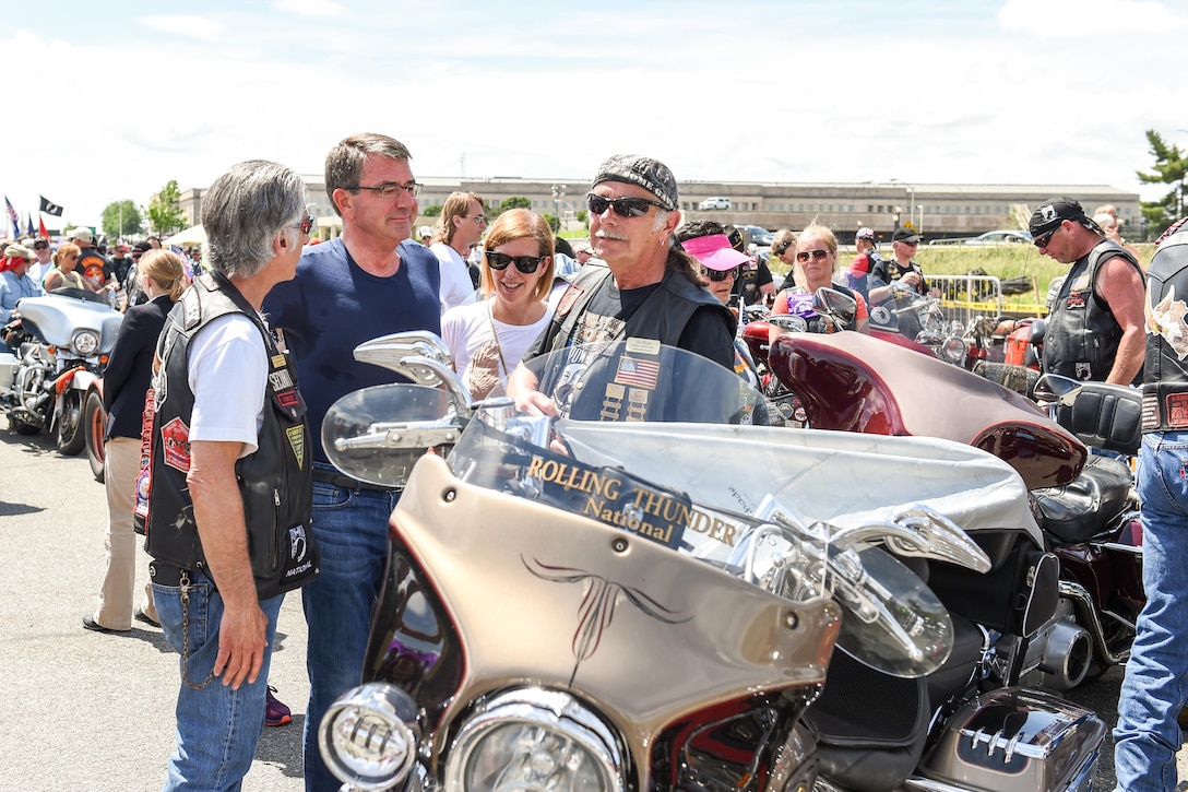 Defense Secretary Ash Carter attends the start of the Rolling Thunder demonstration ride at the north parking lot at the Pentagon, May 29, 2016. DoD photo by Army Sgt. 1st Class Clydell Kinchen