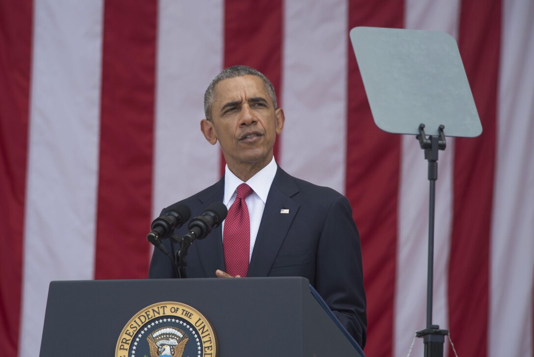 President Barack Obama delivers remarks during a Memorial Day remembrance ceremony at Arlington National Cemetery in Arlington, Va., May 30, 2016. DoD photo by Air Force Senior Master Sgt. Adrian Cadiz