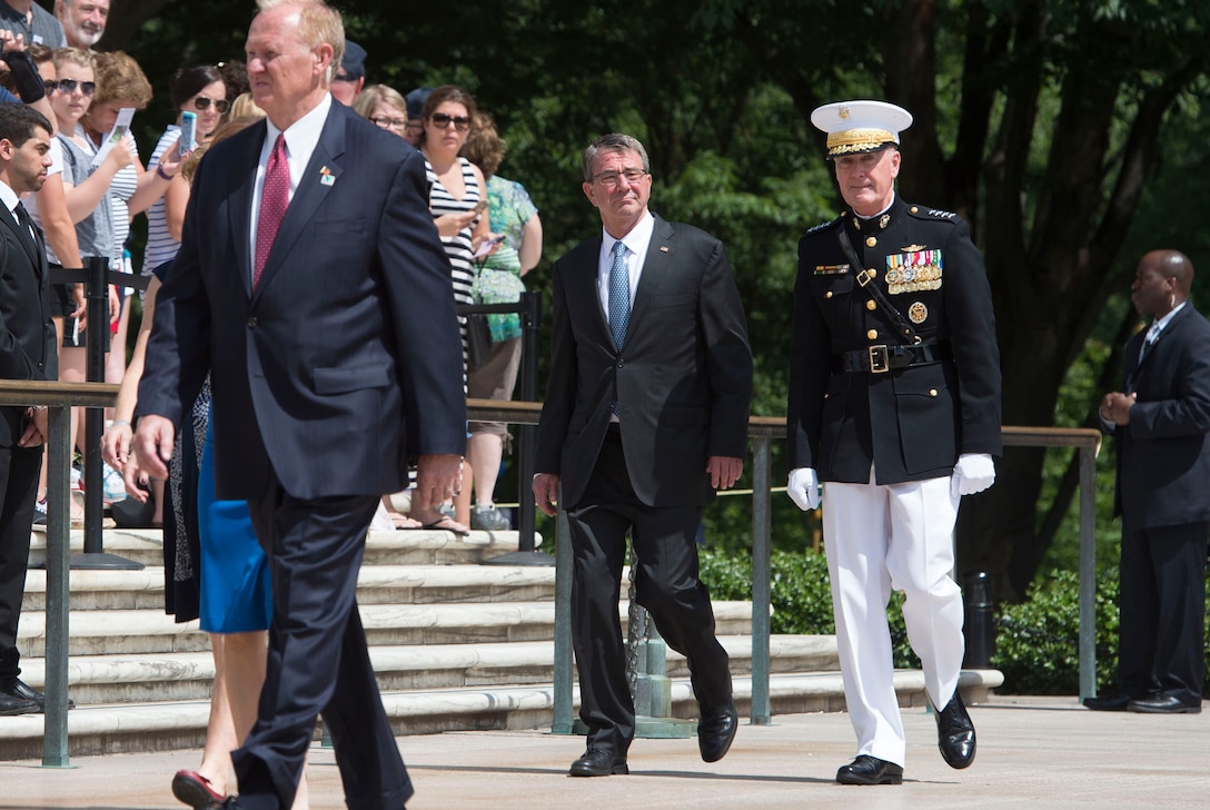 Defense Secretary Ash Carter and Marine Corps Gen. Joe Dunford, chairman of the Joint Chiefs of Staff, attend a wreath-laying ceremony to mark Memorial Day at Arlington National Cemetery in Arlington, Va., May 30, 2016. DoD photo by Air Force Senior Master Sgt. Adrian Cadiz