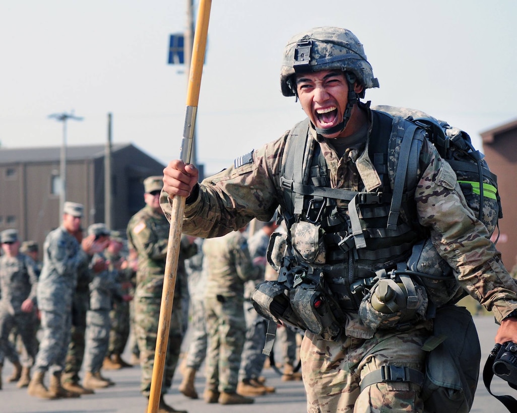 Today 20 Soldiers earned the Expert Field Medical Badge at Warrior Base near Panmunjeom, South Korea. Congratulations to all of the Soldiers who volunteered to make themselves better by participating in the event! For high-resolution photos, check out Eighth Army's Flickr album at https://www.flickr.com/photos/8tharmy/albums/72157665385840553