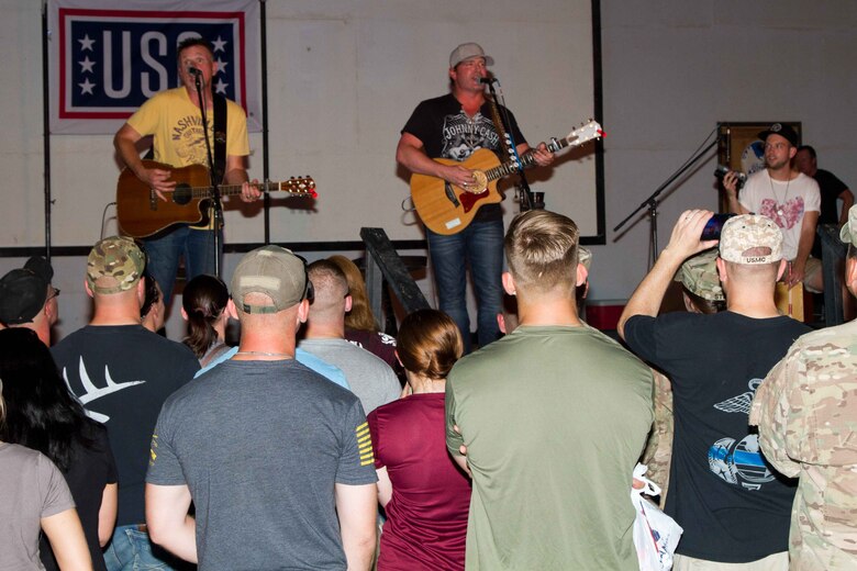Uso Brings May Madness To Kuwait U S Army Central Featured Stories U S Army Central Experimental music upcoming artists indie music apps house home haus app houses. uso brings may madness to kuwait u s
