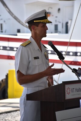 160531-N-HN356-007.jpg