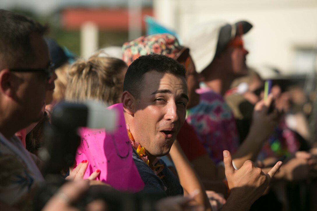 Fans cheer during the Jimmy Buffett and the Coral Reefers performance at a concert on Camp Courtney, Okinawa, Japan, October 28, 2016. This is the first time Buffett has performed in Okinawa. The show was a free concert as part of the “I Don’t Know” tour. 