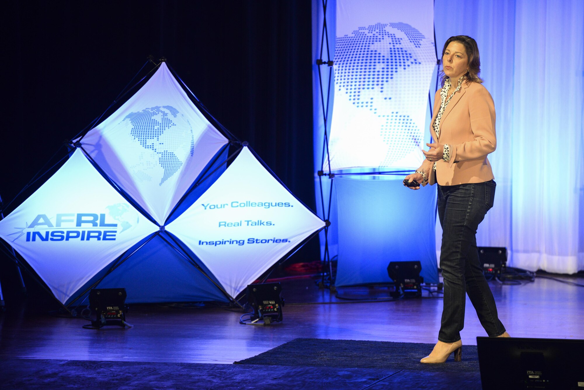 Dr. Wendy Goodson, of AFRL’s Materials and Manufacturing Directorate, delivered a presentation about how her team helped the Air Force develop a system to nondestructively decontaminate aircraft from harmful contagions. (U.S. Air Force photo/Wesley Farnsworth)