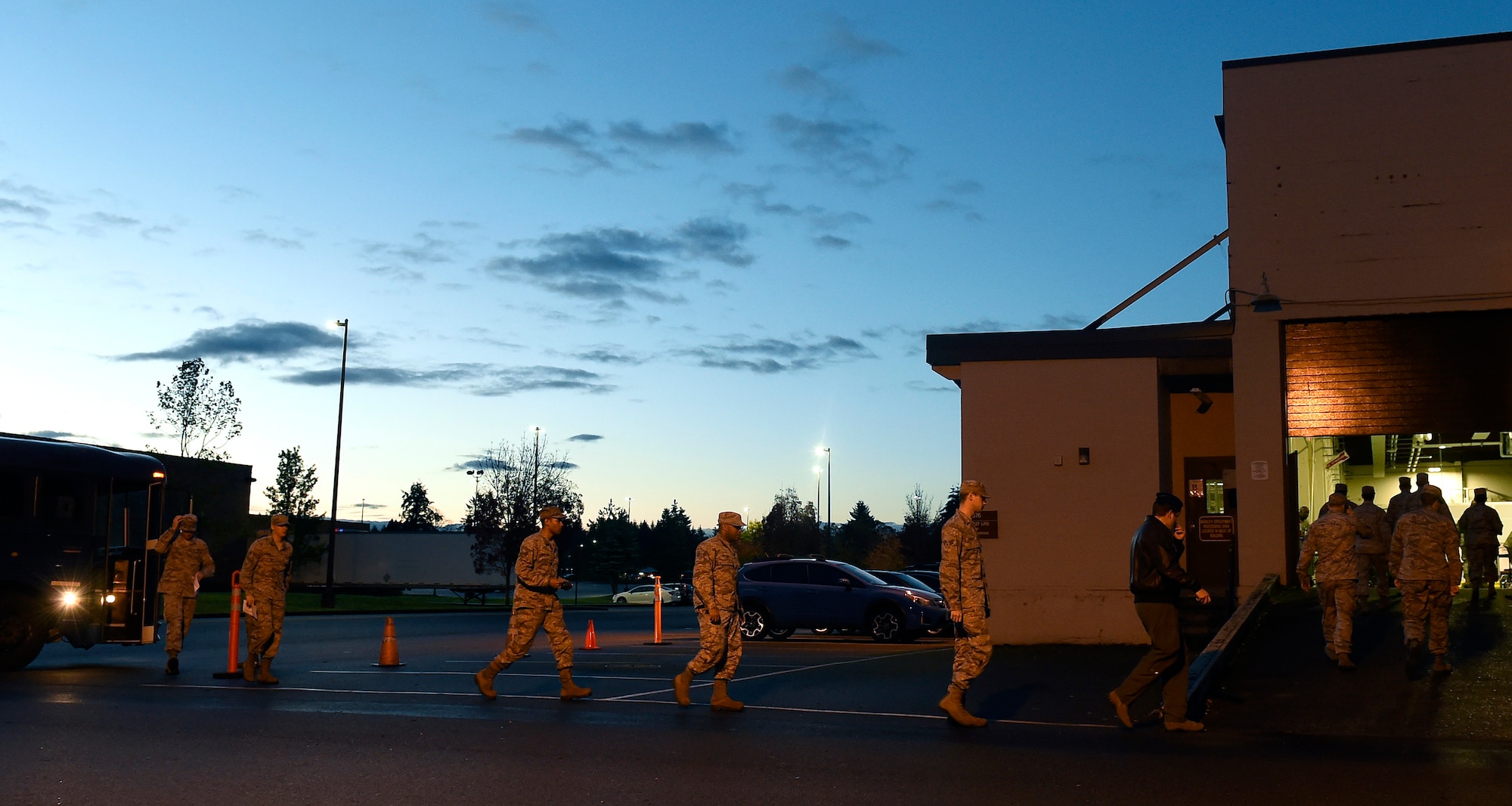 Team McChord Airmen arrive for vaccinations Oct. 28, 2016, at Joint Base Lewis-McChord, Wash.  Airmen were picked up by at their unit and bussed to one central vacation location during a point of dispensing exercise. (U.S. Air Force photo\ Tech. Sgt. Tim Chacon)