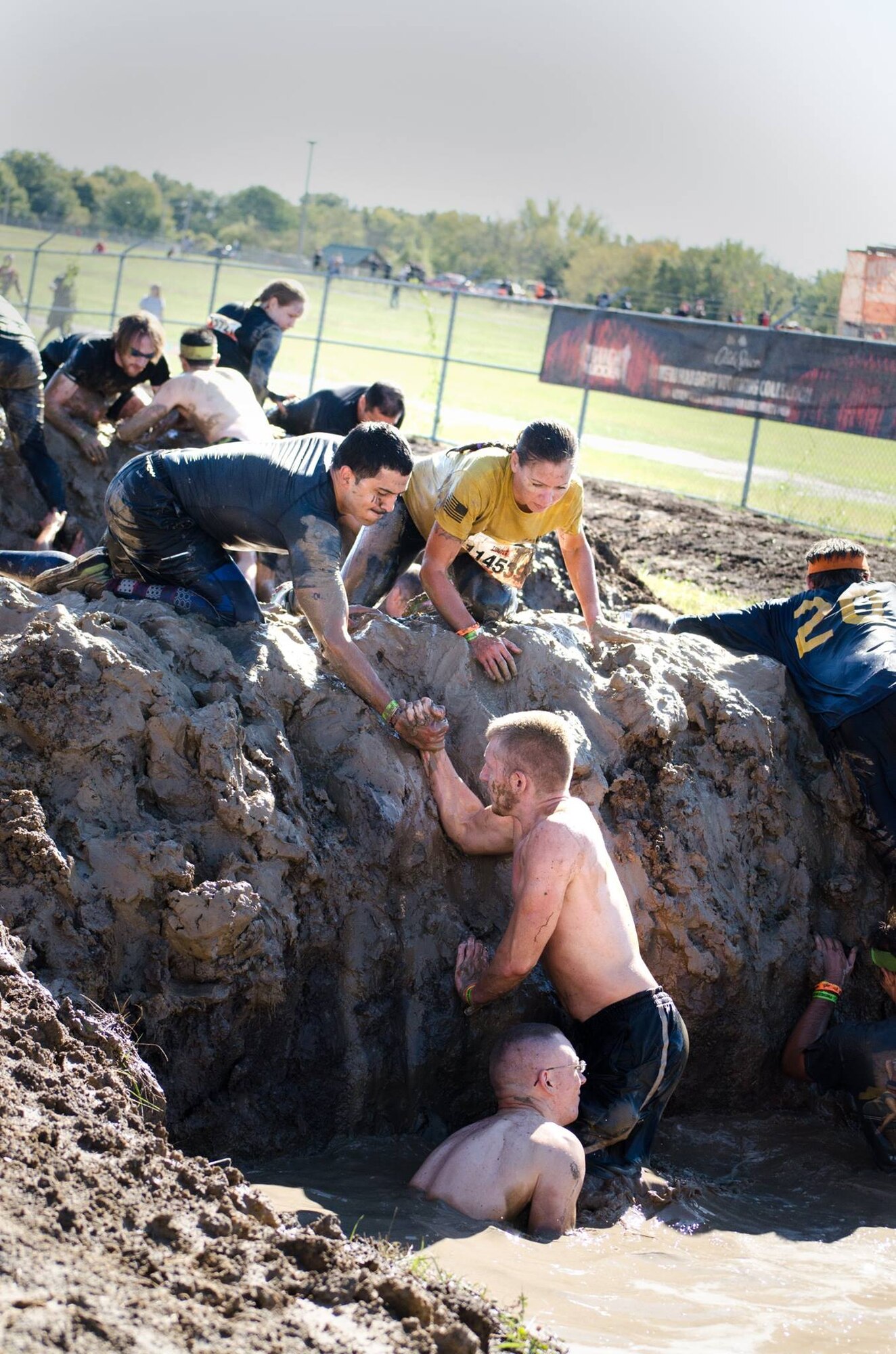 Members of the 442d Fighter Wing participate in the 2016 Missouri Tough Mudder in Sedalia, Mo., October 8, 2016. (Courtesy Photo)