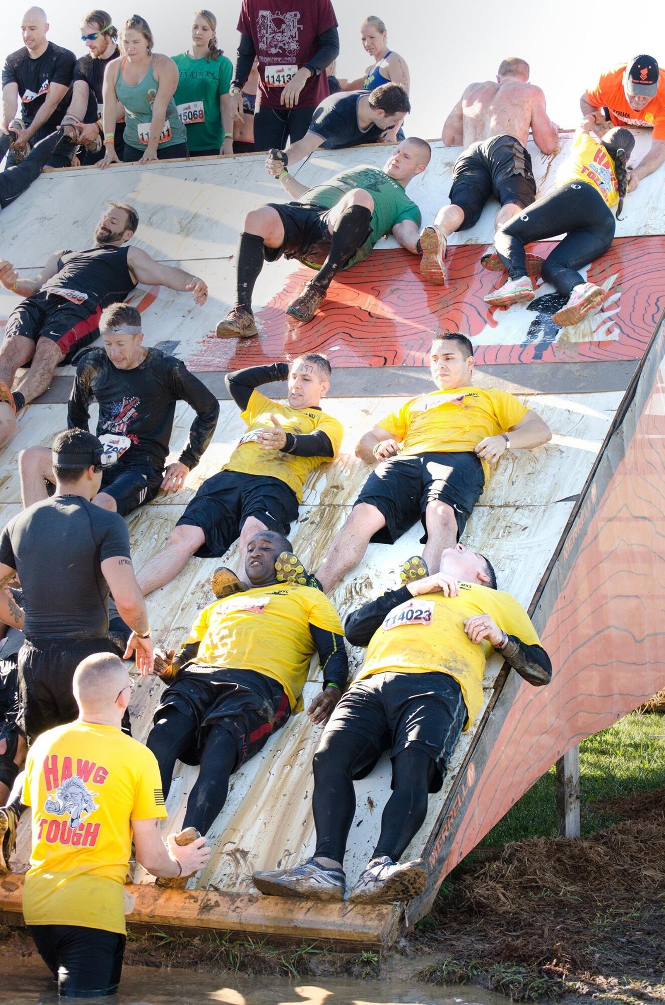 Members of the 442d Fighter Wing participate in the 2016 Missouri Tough Mudder in Sedalia, Mo., October 8, 2016. (Courtesy Photo)