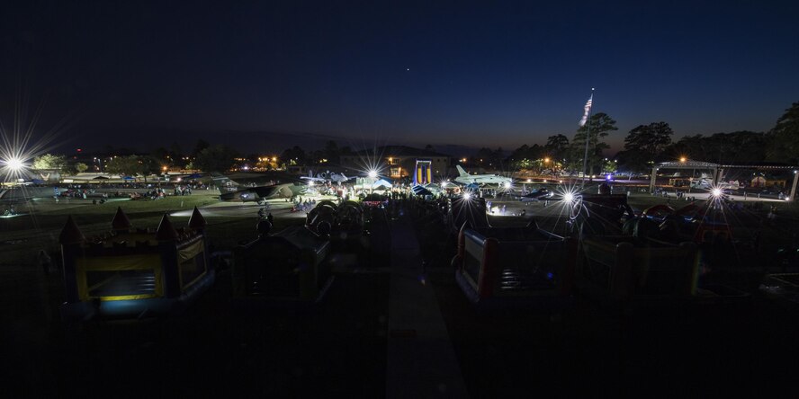 Team Moody participates in Moody Fest, a night Col. Thomas Kunkel, 23d Wing commander, referred to as a ‘thank you for all you do,’ Nov. 4, 2016, at Moody Air Force Base, Ga. Moody Fest was open to all Department of Defense cardholders and featured a food and beverage barn, story time with the base library, Tot Run, photo booth, mechanical bull, Zumba warm-up before a 5k/1 mile ‘Glow for a Purpose’ run, recognition of families of the deployed, and concluded with a concert performed by country musician, Kyle Jennings. (U.S. Air Force photo by Airman 1st Class Daniel Snider)