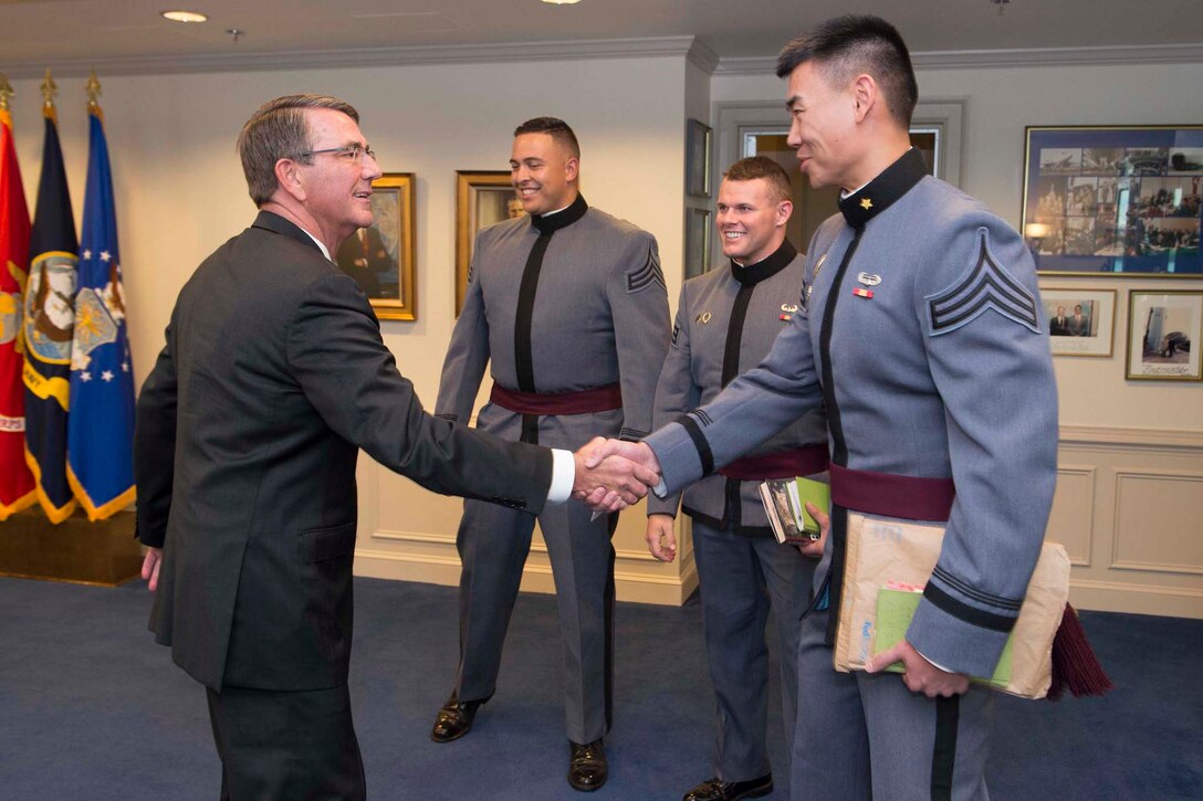Defense Secretary Ash Carter meets with West Point cadets about Force of the Future initiatives and the best ways to make the armed forces appealing to young adults at the Pentagon, Nov. 9, 2016. DoD photo by Navy Petty Officer 1st Class Tim D. Godbee