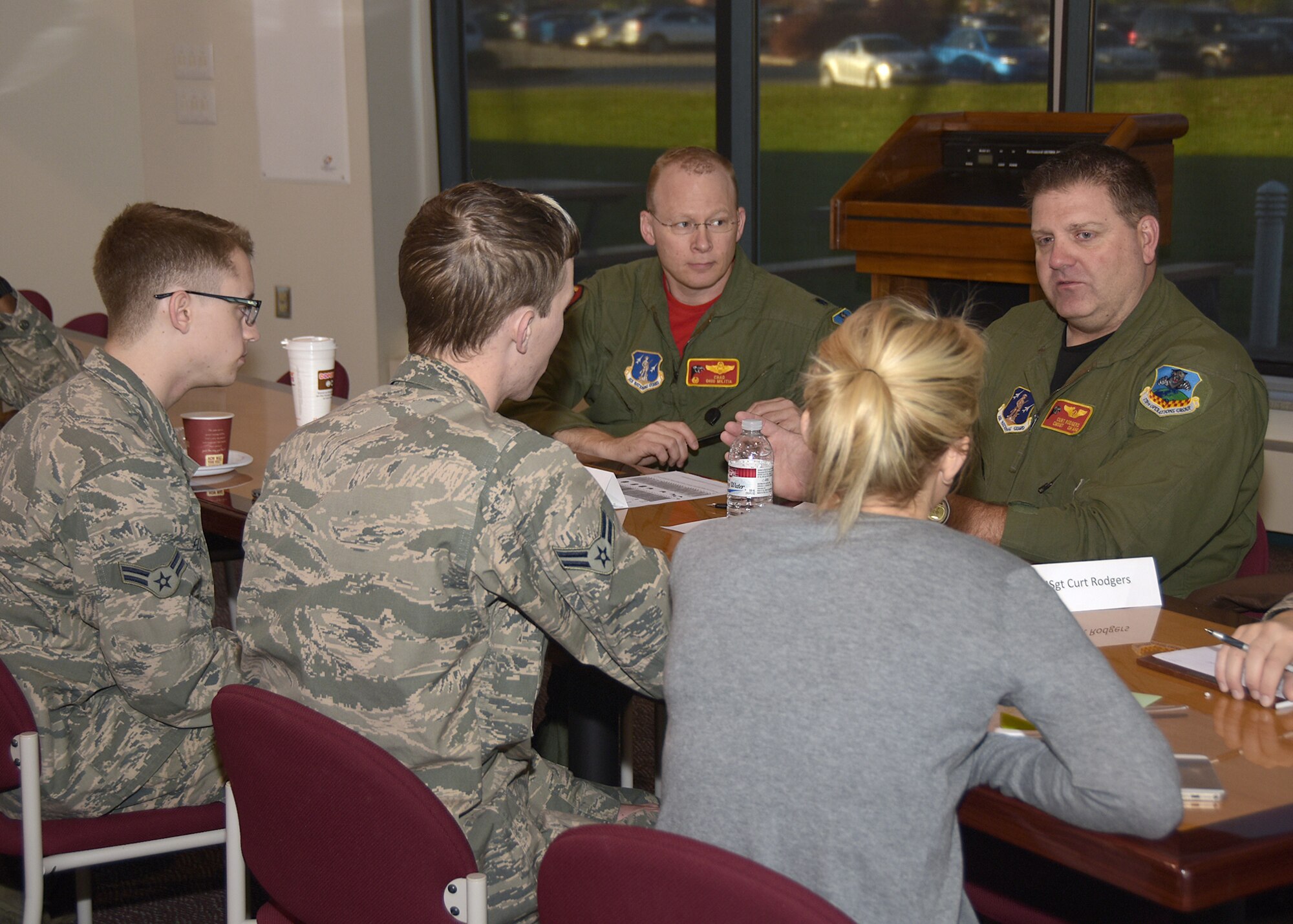 Chief Master Sgt. Curt Rodgers, 178th Operations Group, left, discusses issues with junior Airman at Springfield Air National Guard base, Nov. 6, 2016.  Rodgers took part in a reverse mentoring session to provide senior leadership feedback from junior Airman. (Ohio Air National Guard Photo by Master Sgt. Seth Skidmore)
